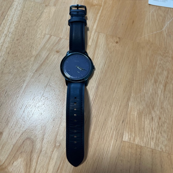 Fossil Minimalist Two-Handed Indigo Blue Leather Watch - Picture 5 of 14